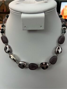 Paparazzi Elegant black silvertone and animal pron Bead Statement Necklace